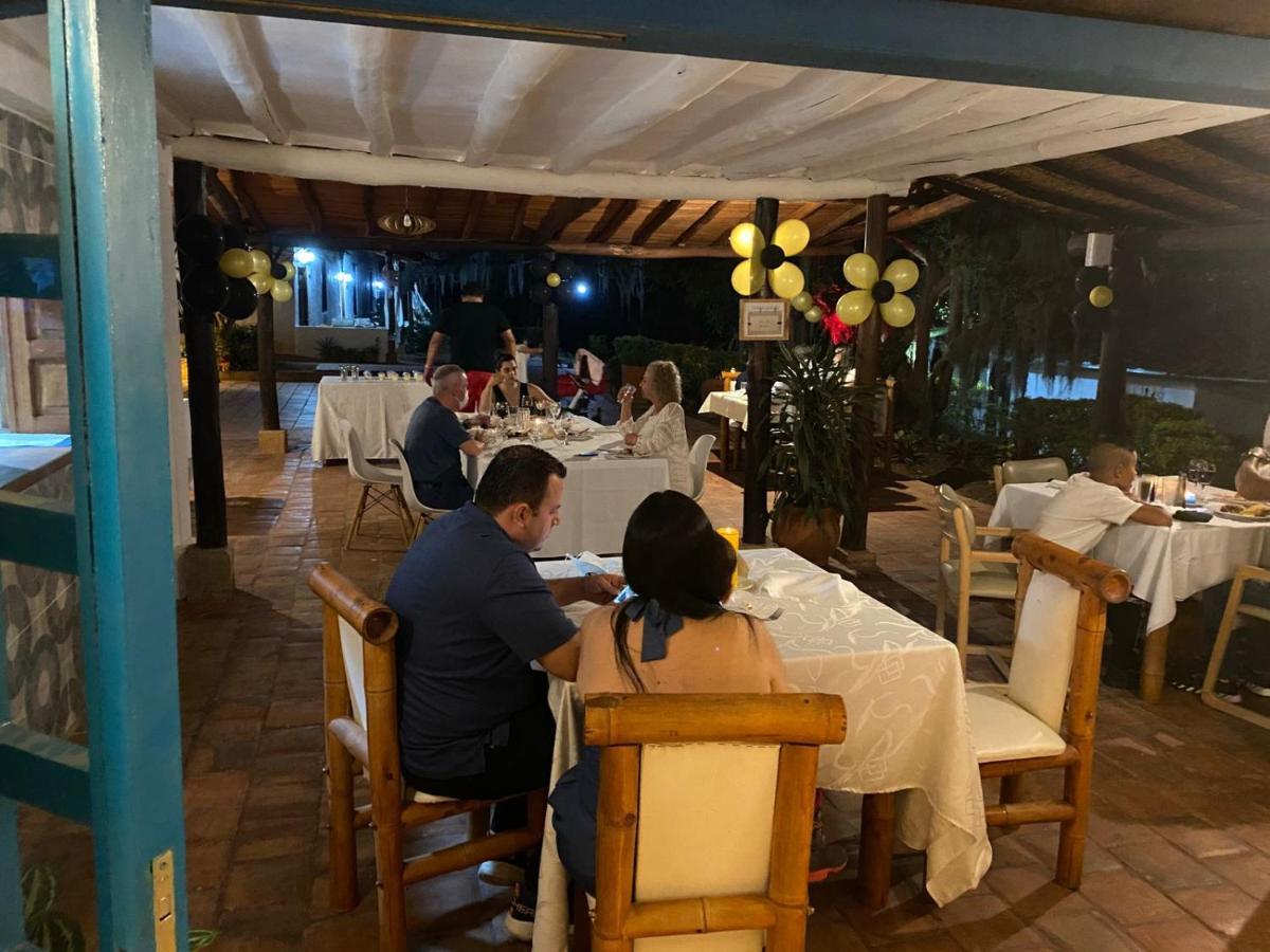Hotel Santos De Piedra - Maranatha باريكارا المظهر الخارجي الصورة